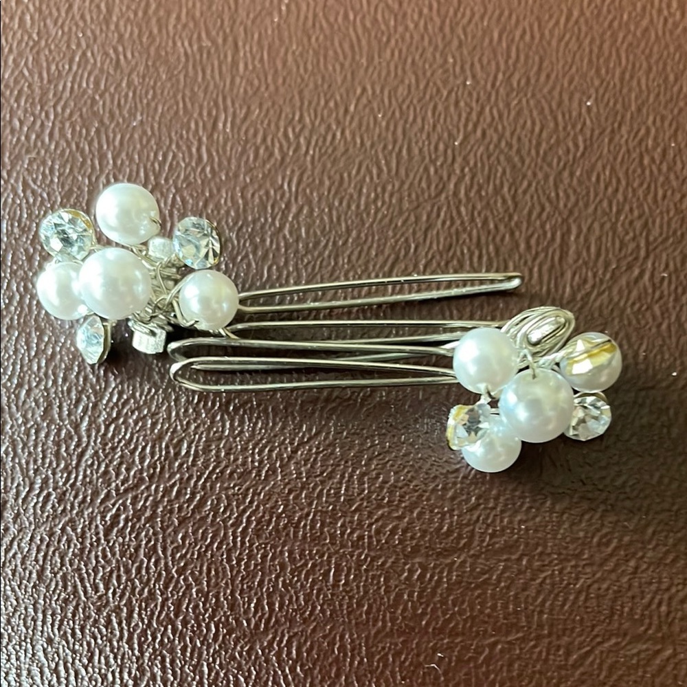 VTG Pair of Elegant Pearl and Rhinestone Hairpins